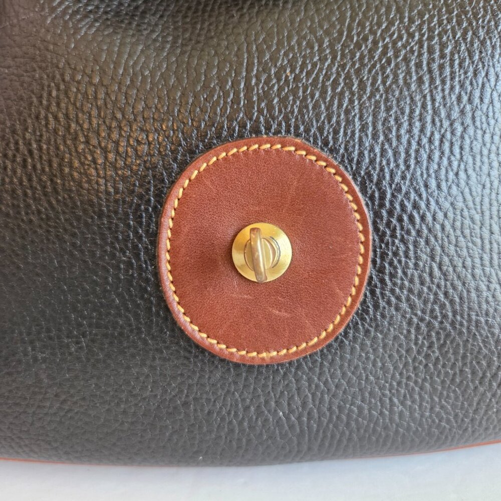 EUC Vintage Coach Sheridan Savannah Hobo (#4222) in Black with Tan Trim - Picture 10 of 13